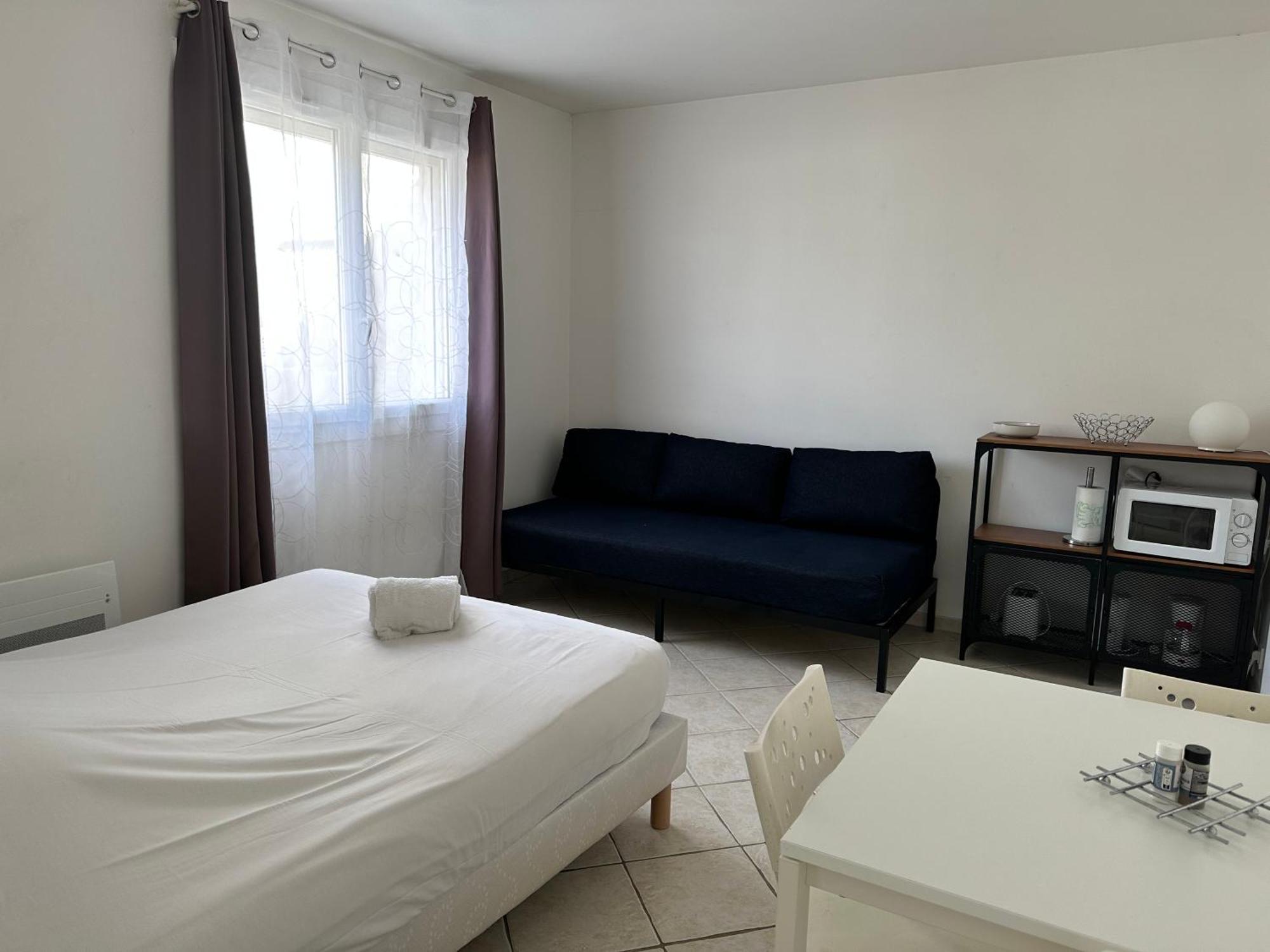 Appartement La Campagne à 5 Minutes De Tours. *
